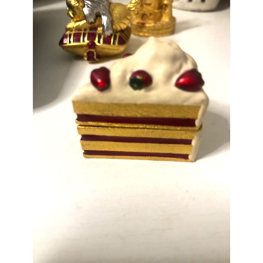 Estee Lauder Dazzling Silver Dreamy Dessert Solid Perfume Compact 2000